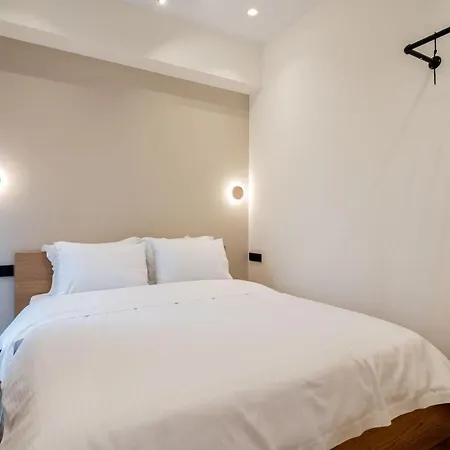 Clic Suite And Family Ioannina Exterior photo