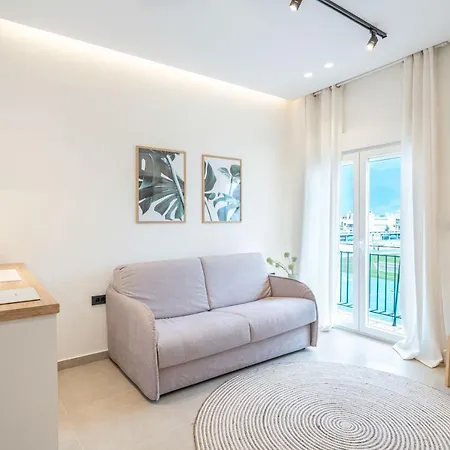 Clic Suite And Family Ioannina Exterior photo